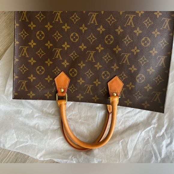 Authentic Sac da Plat from Louis Vuitton - Picture 4 of 15